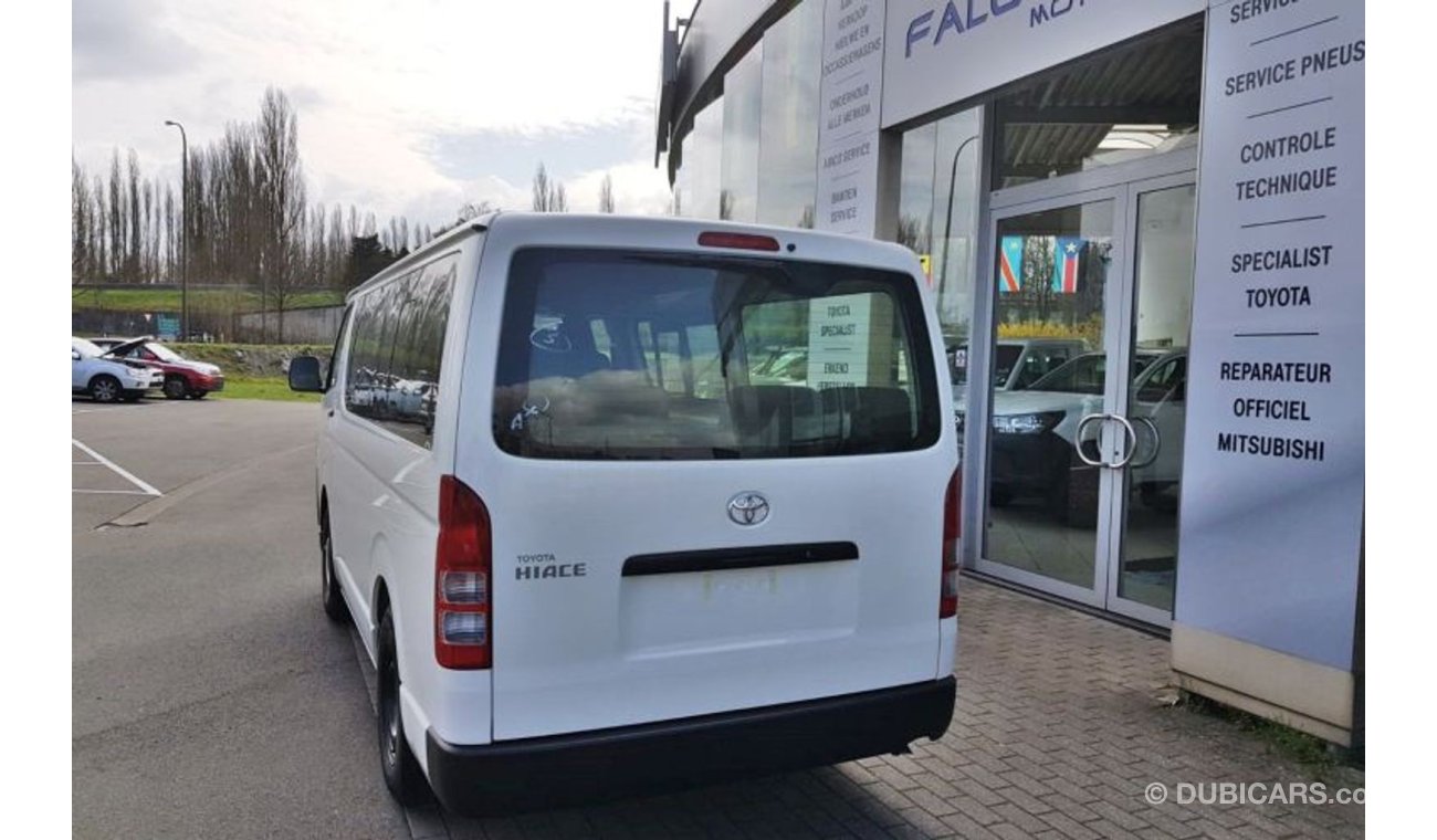 تويوتا هاياس Toyota Hiace Diesel 2.5L MT 2019 Model Standard Roof ( EXPORT ONLY )