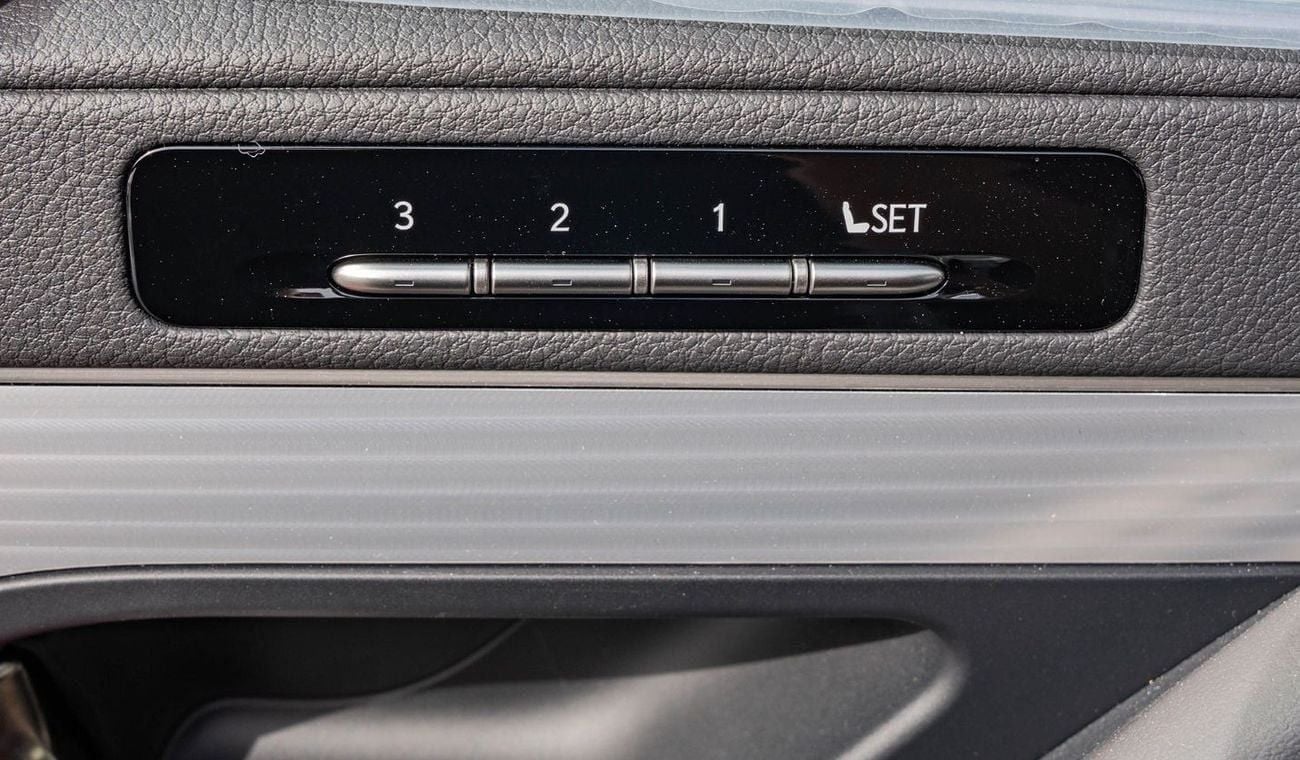 Lexus LX 600 2025 Lexus LX600 F-Sport 3.5L AT Petrol (White)