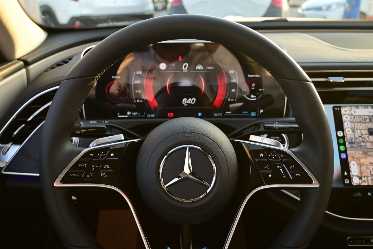 مرسيدس بنز E200 STD Mercedes-Benz E200 2.0L Turbo + Mild Hybrid Color Black Model 2025