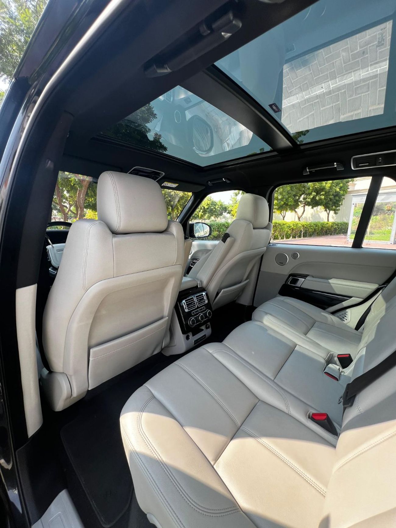 Land Rover Range Rover Sport HSE Dynamic 5.0L (510 HP) HSE V8 5.0L (510 HP)