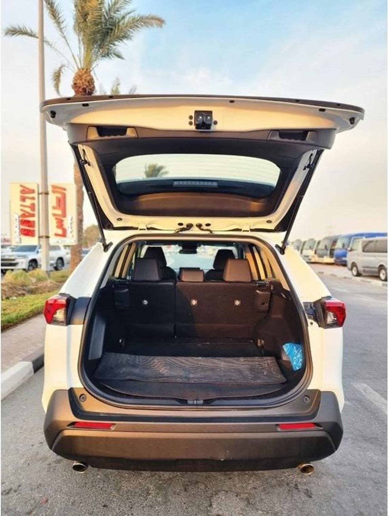 Toyota RAV4 TOYOTA RAV4