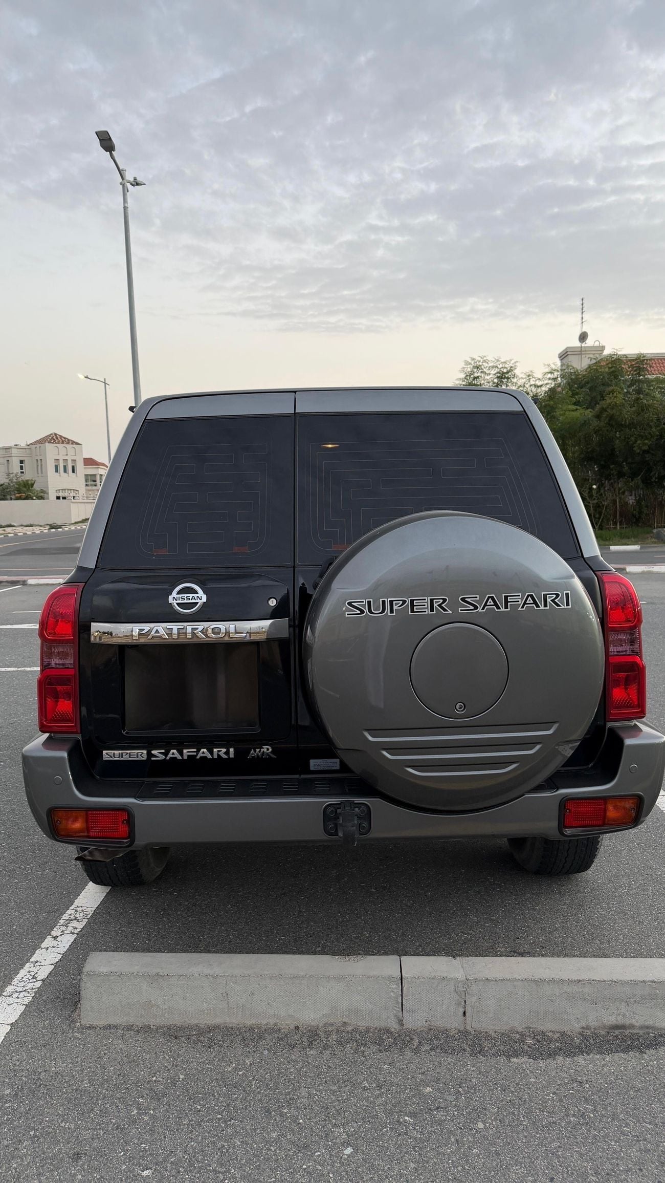 نيسان باترول سوبر سفاري 4.8L