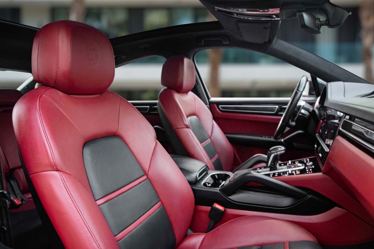 Porsche Cayenne GTS Cayenne GTS | 6,659 P.M | 0% Downpayment | Impeccable Condition!