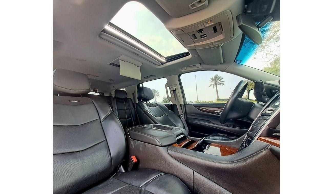 كاديلاك إسكالاد ESV Premium Luxury 6.2L 2015 FULL OPTION (1830x36/-MONTHLY)