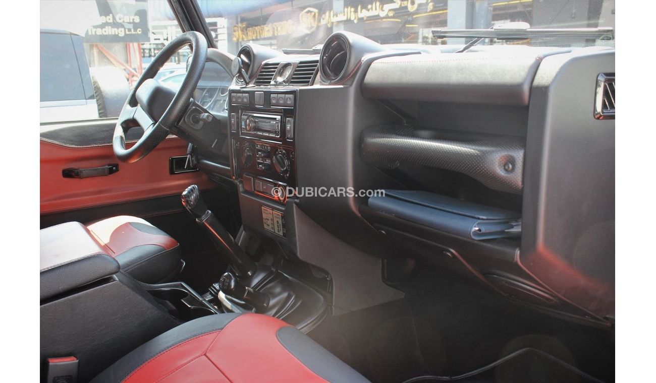 Land Rover Defender (2015) V4 90 Deisel, GCC