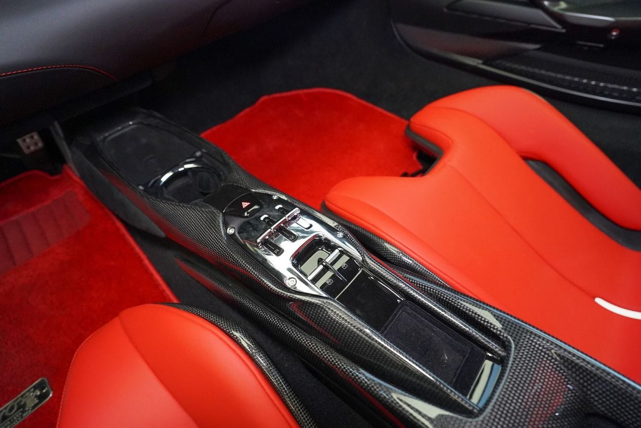 فيراري 296 GTB 3.0T V6 PHEV