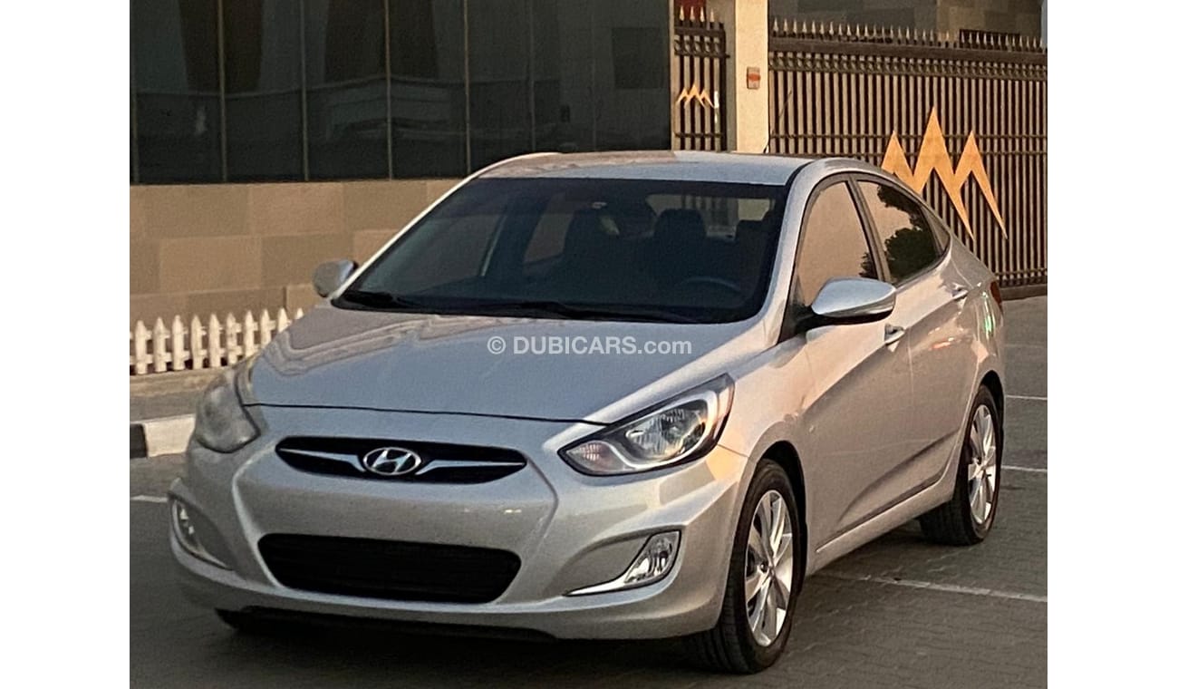 هيونداي أكسنت GL هيونداي اكسنت موديل : 2012 ممشى :157000 كم السعر : 20000 درهم مواصفات خليجة V4 1.6L بدون حوادث نظ