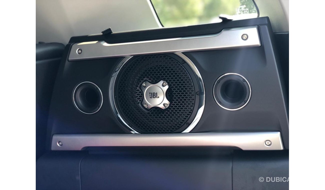 Toyota FJ Cruiser STD JBL SYSTEM