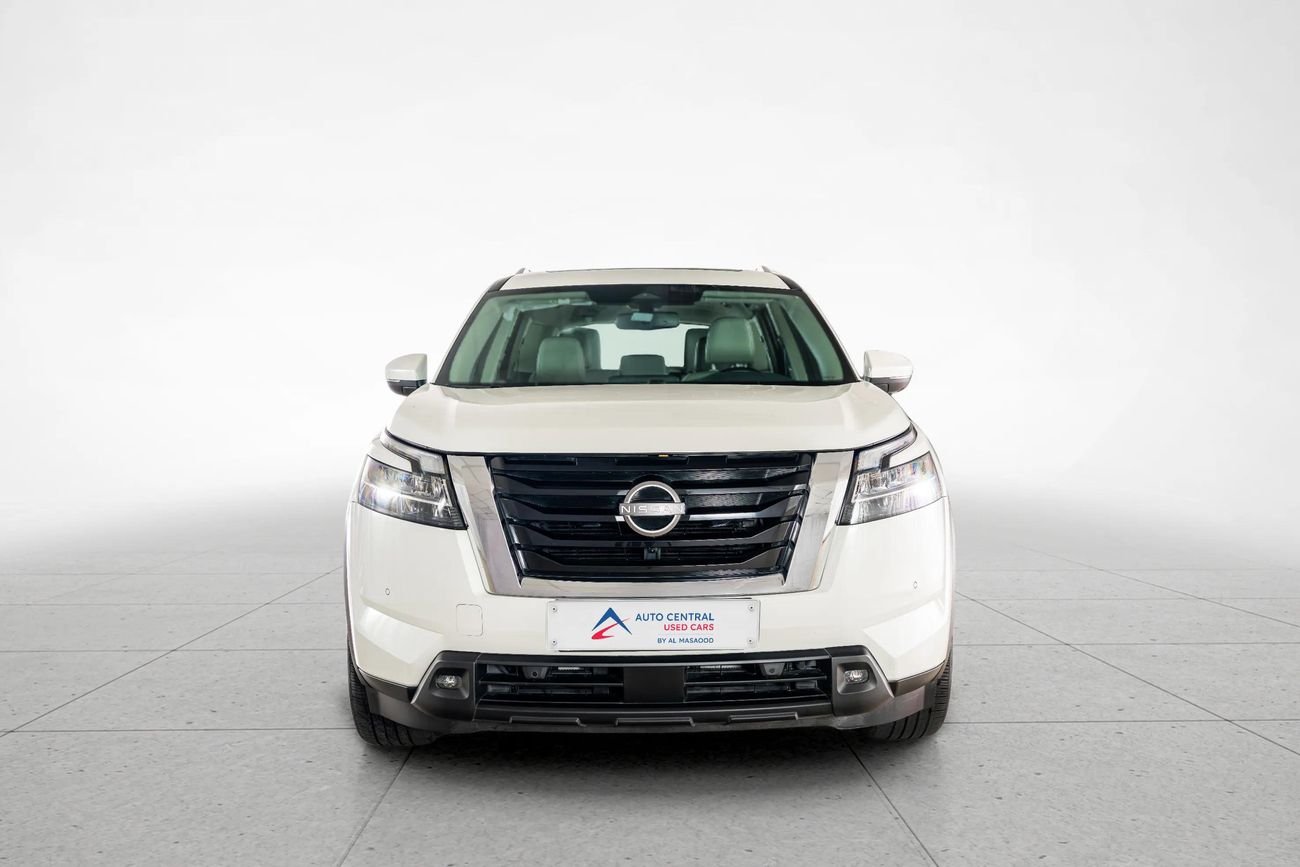 Nissan Pathfinder SV 3.5