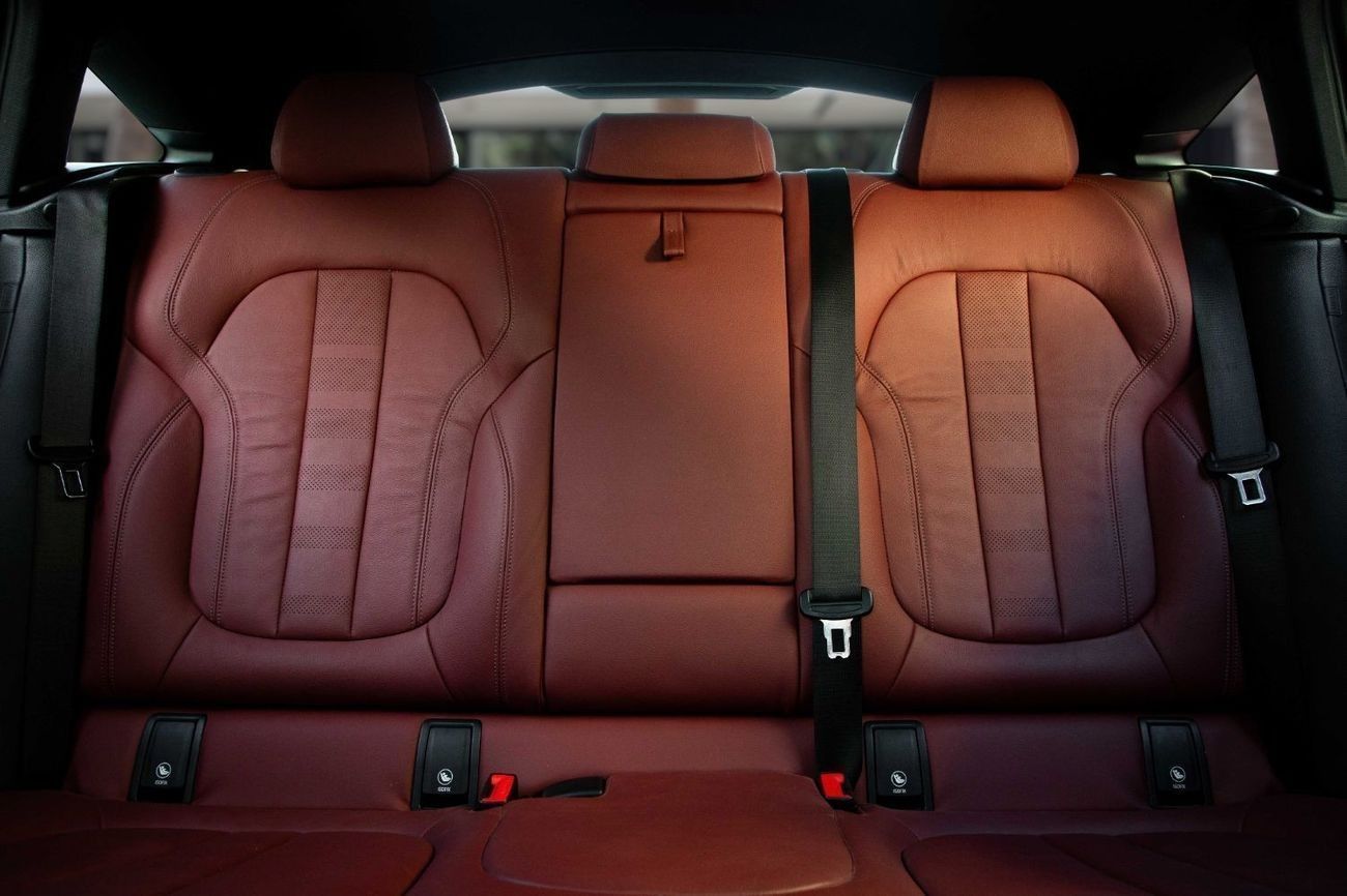 BMW X6 xDrive40i M Sport | 3,721 P.M | 0% Downpayment | BMW X6 xDrive40i | M-Kit | Full BMW History!