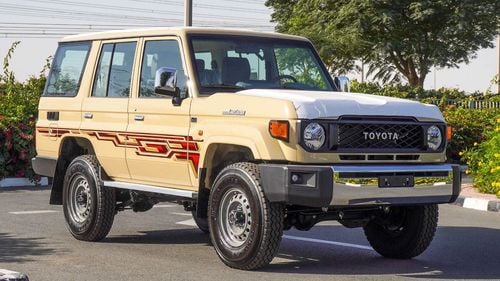 Toyota Land Cruiser 70 LC76 Mid ECTAGR015 - 2026 Toyota LC76 5 Doors Hardtop - 4.0L Petrol Manual - Beige