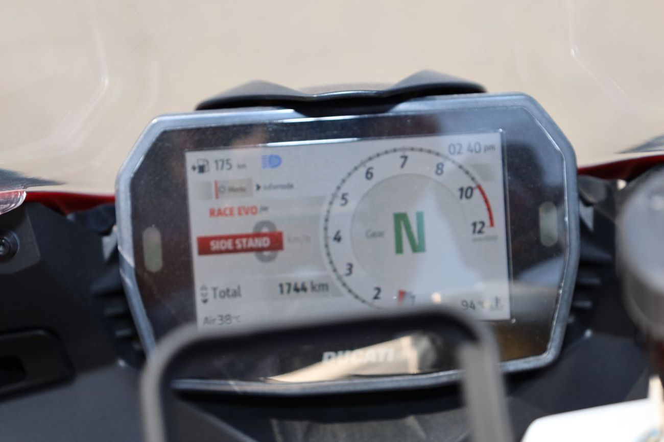 Ducati Panigale V4 S Pristine 2025 Ducati Panigale V2S | GCC | Under Warranty  Experience the peak of Italian performance