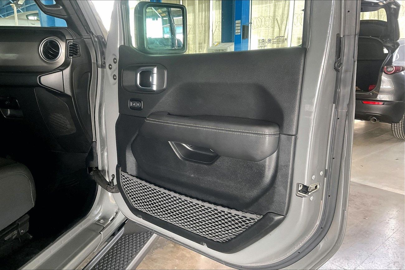 Jeep Wrangler Sahara | Guaranteed Warranty | 0 Down Payment