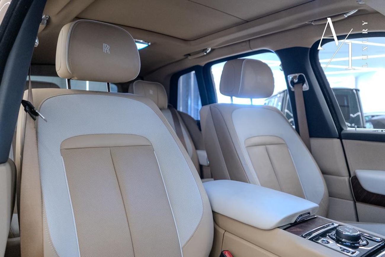 Rolls-Royce Cullinan 2019 Rolls Royce Cullinan, Warranty, Full Rolls Royce Service History, VIP Seats, Full Options, GCC
