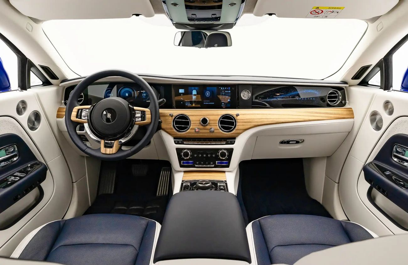 رولز رويس سبيكتر Dual Electric Motors | Warranty