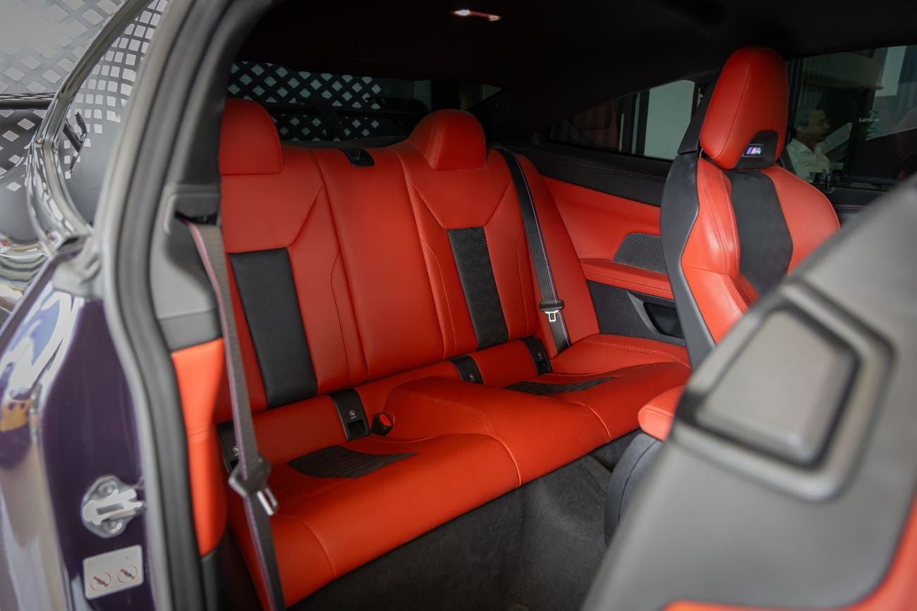 BMW M4 BMW M4 COMPETITION | COUPE | GCC | 5 YEARS WARRANTY | SERVICE CONTRACT | FULL CARBON FIBER 2025
