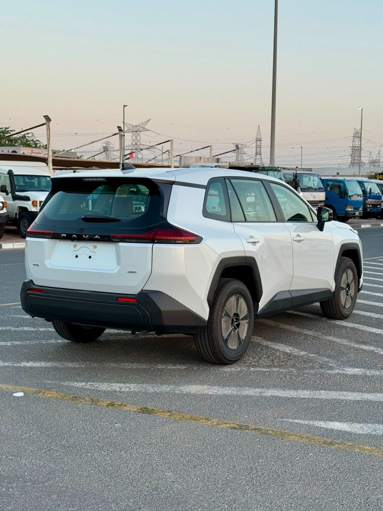 Toyota RAV4 EXR Toyota Rav4 LE Standard 2.0L Petrol AWD 2026 Oman Spec