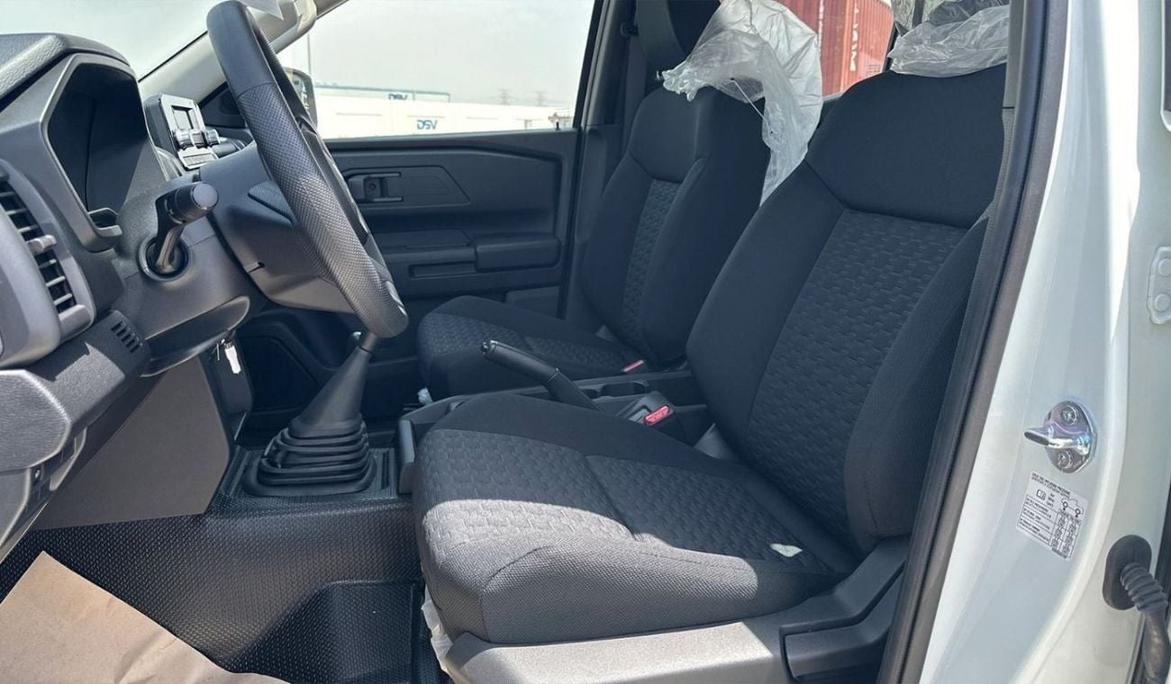 Mitsubishi L200 2.4L D DC 4WD GL New Face 5MT