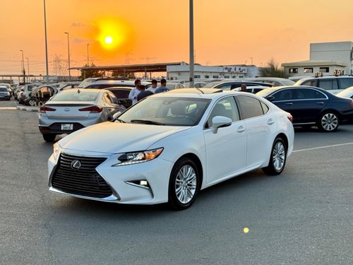 لكزس ES 350 Titanium 3.5L 2017 LIMITED NO ACCIDENT *FULLY LOADED V6 - 3.5L UAE PASS CANADA SPEC