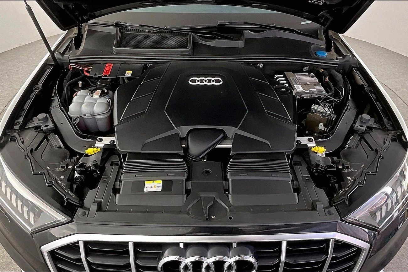 Audi Q7 55 TFSI quattro S-Line Luxury/High Option | National Day Celebration | Guaranteed Warranty | 0 Down 