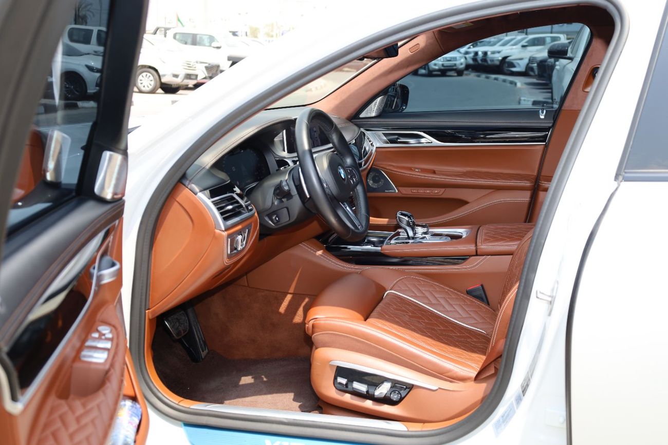 BMW M760Li XDRIVE