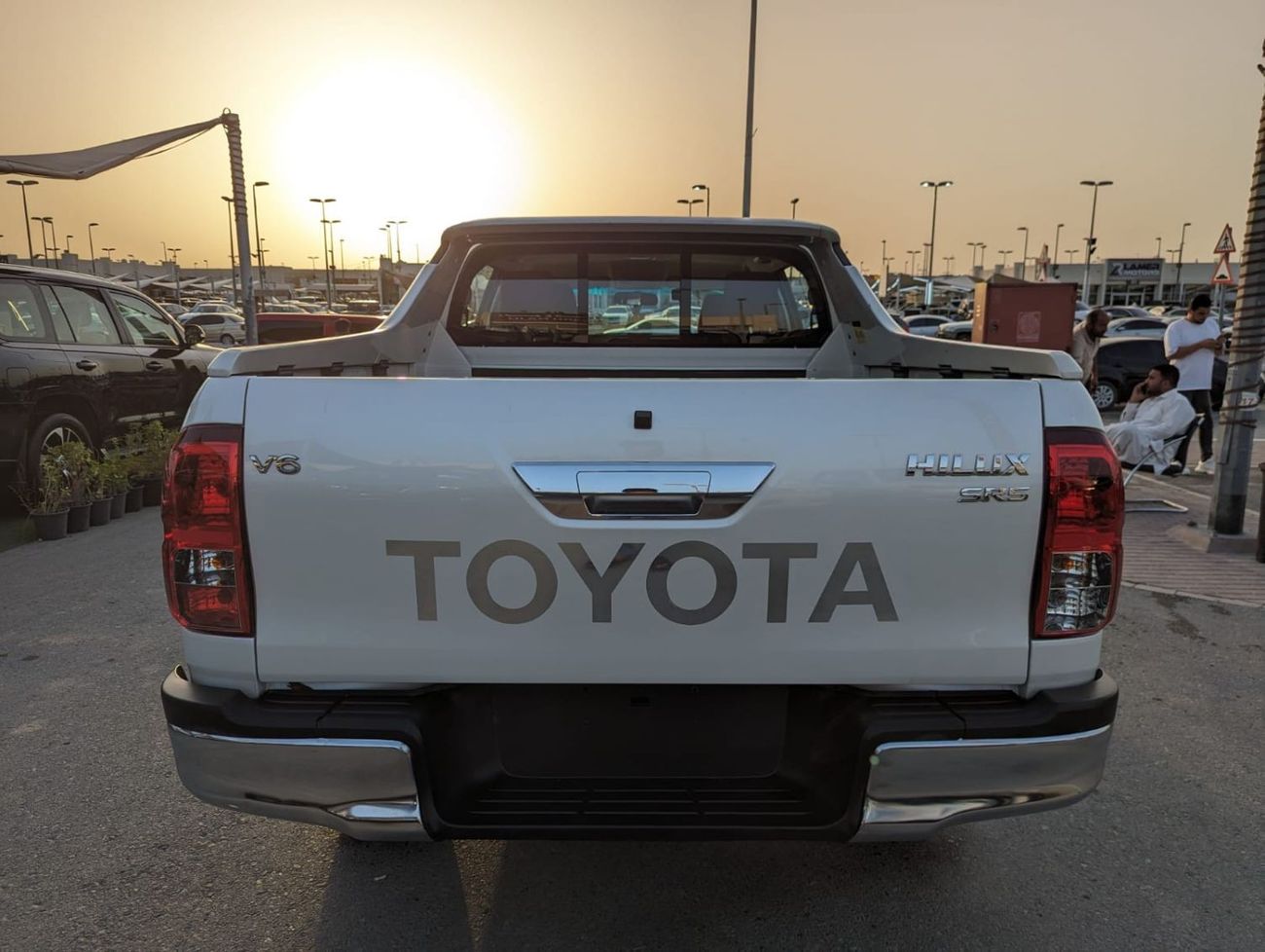 Toyota Hilux TOYOTA HILUX TRD V6 engine 4.0 4x4 petrol perfect condition inside and outside original color withou