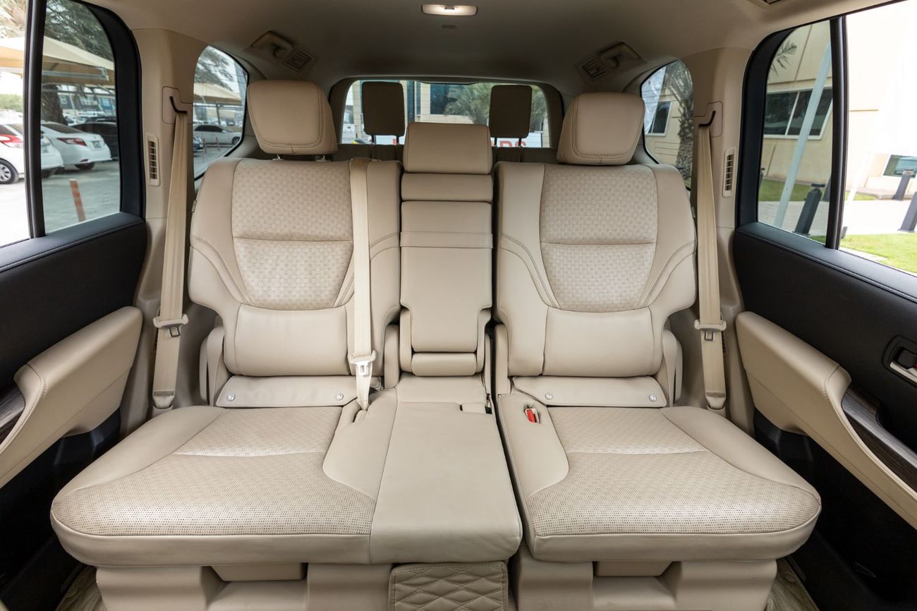 تويوتا لاند كروزر VXR 3.5L