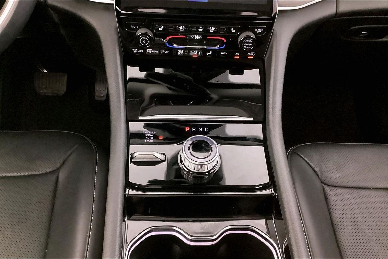 Jeep Grand Cherokee Limited Plus | National Day Celebration | Guaranteed Warranty | 0 Down Payment