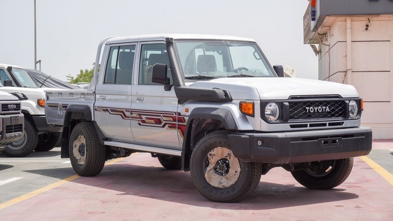 Toyota Land Cruiser Pick Up LC 79 DC 4.5L DIESEL V8