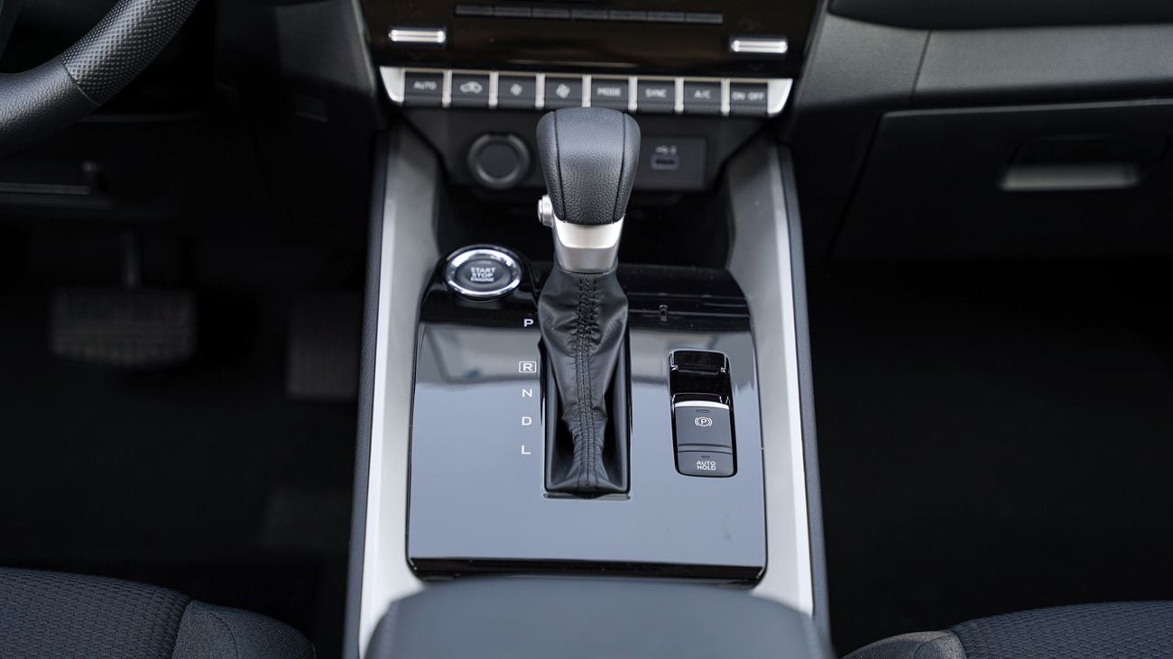 Mitsubishi Destinator