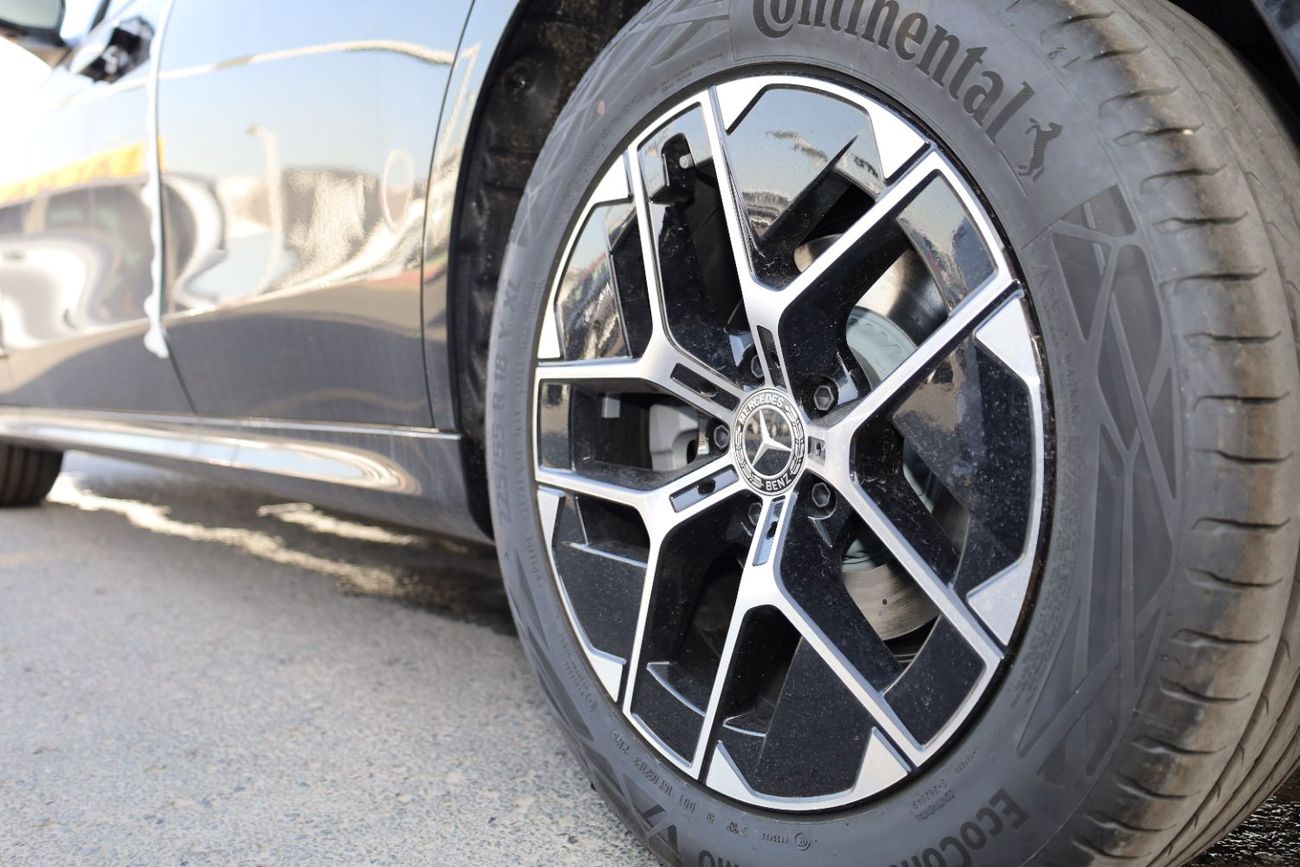 Mercedes-Benz E200 2.0L