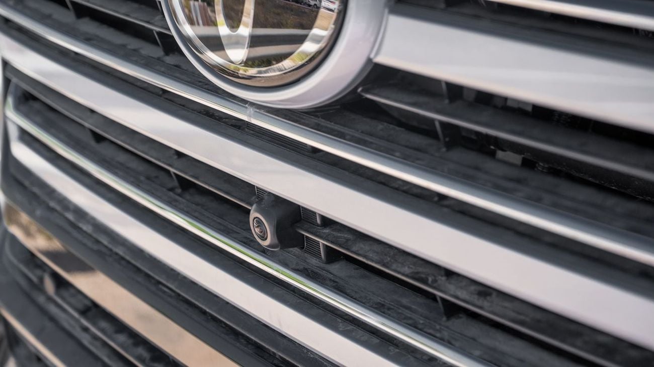 تويوتا لاند كروزر TOYOTA LANDCRUISER 3.5 VX HI HEV -2025YM