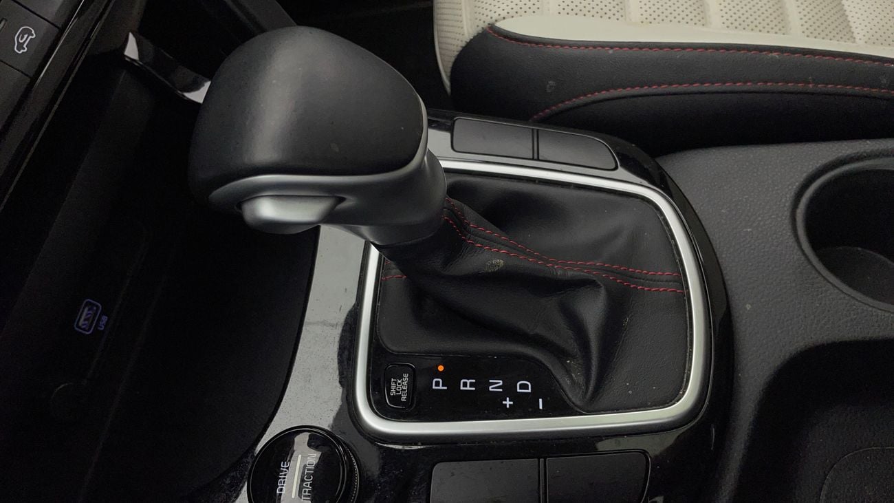 Kia Seltos GT LINE 1.6 | Zero Down Payment | Home Test Drive