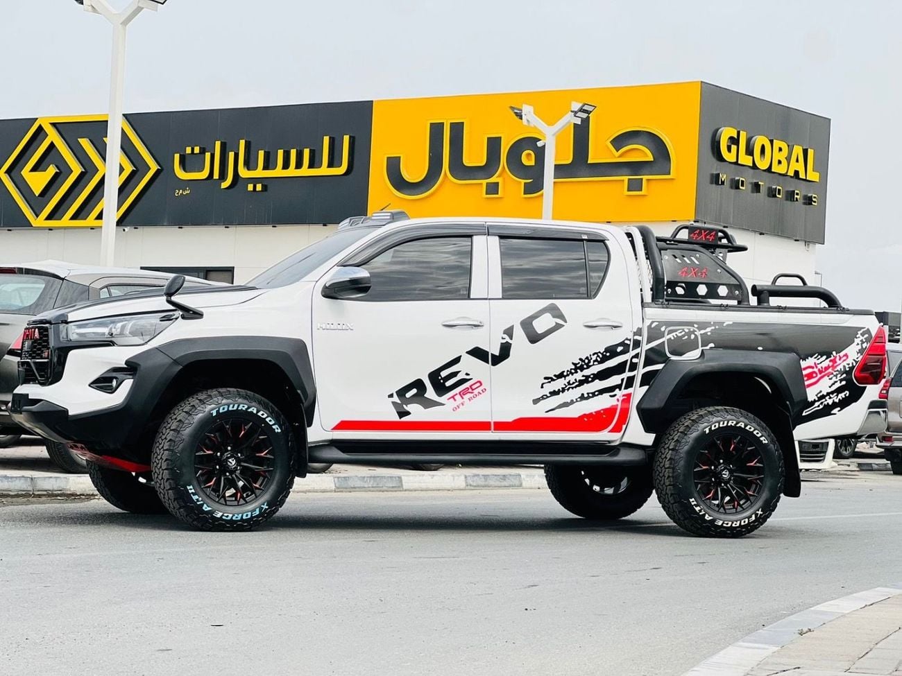 تويوتا هيلوكس GL 2.7L Double Cab Utility