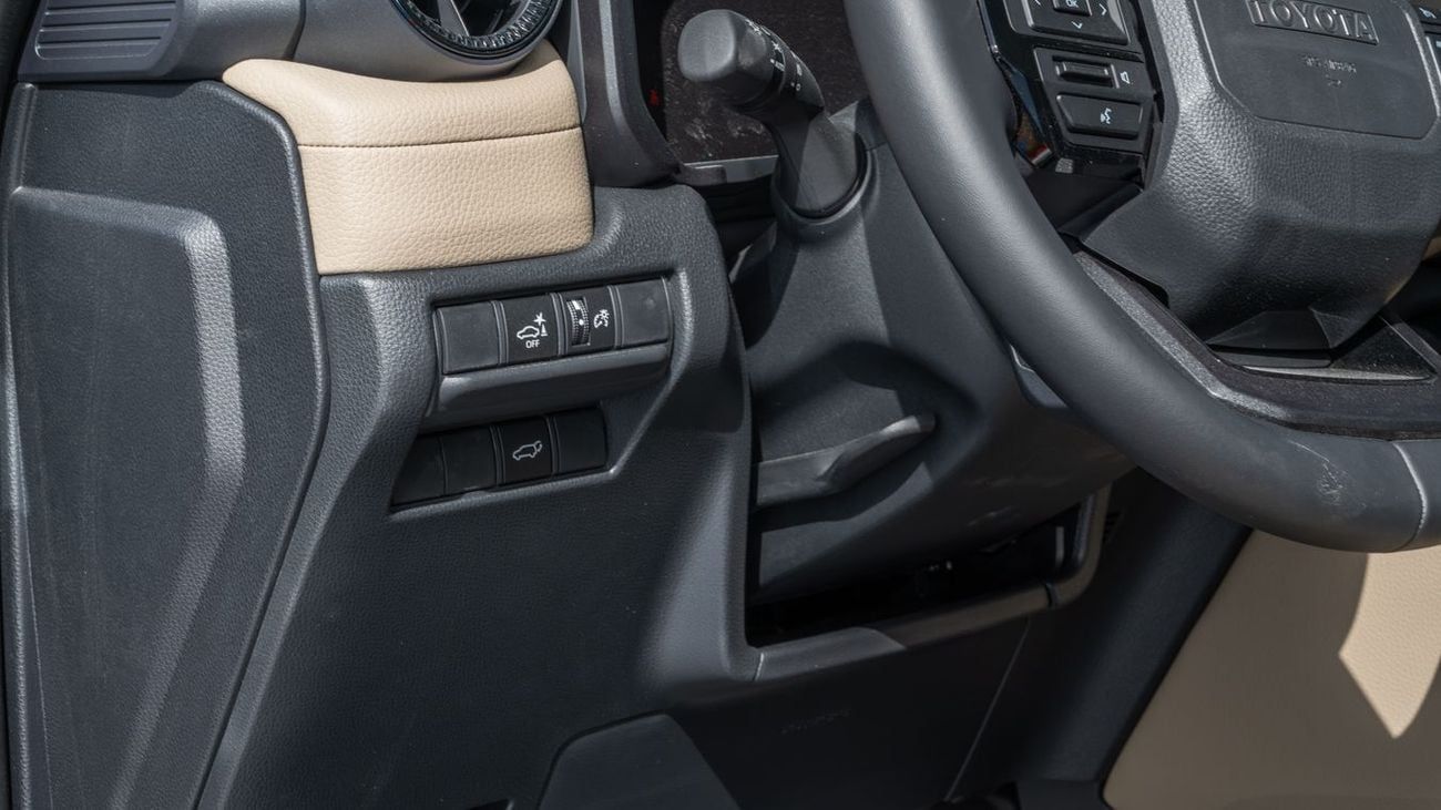 تويوتا برادو ADVENTURE TOYOTA PRADO ALR 2.4 MID -2026YM