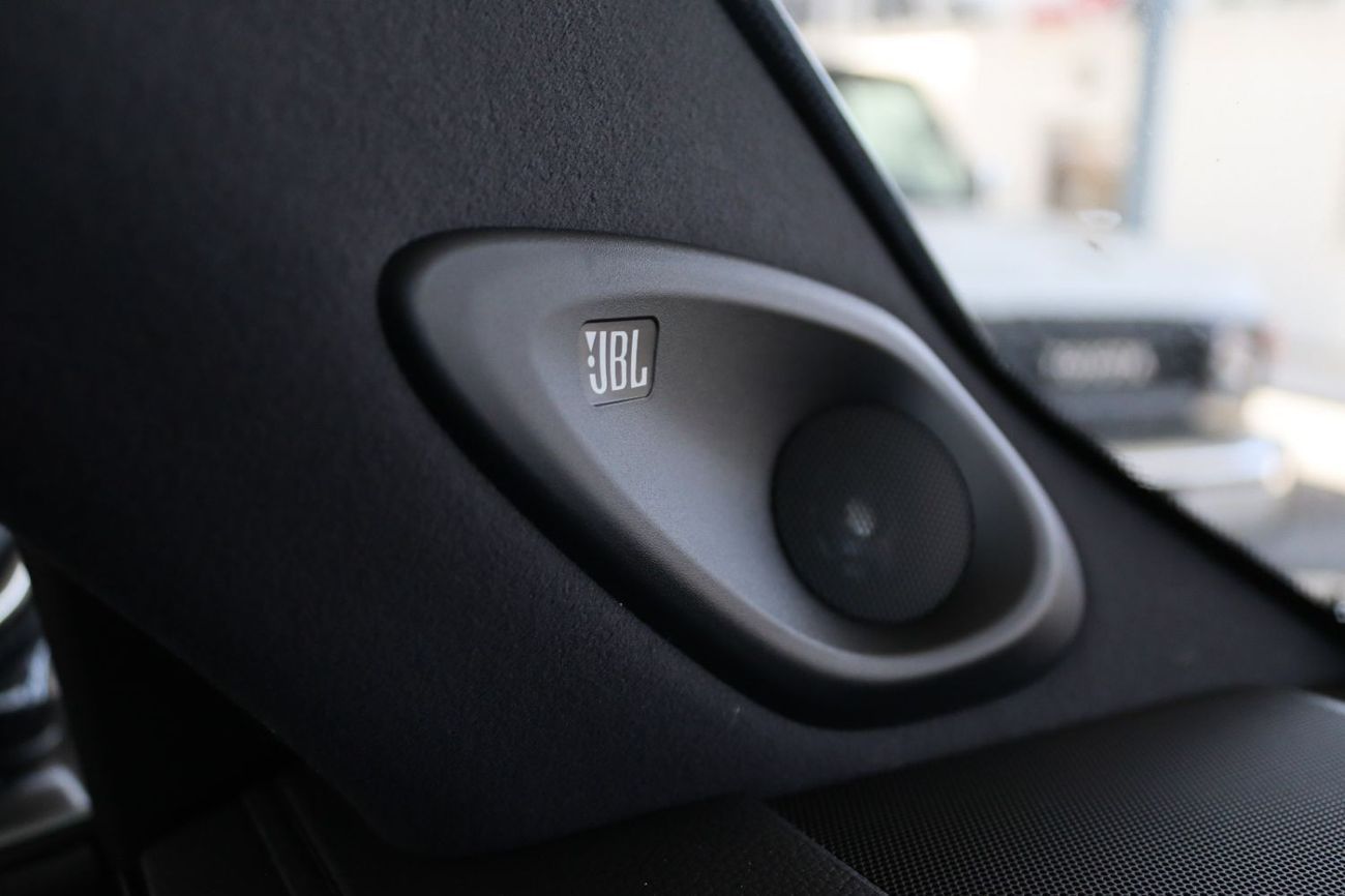 Toyota Land Cruiser VXR 3,3 TWIN TURBO DIESEL **EXPORT ONLY**التصدير فقط خارج الخليج***