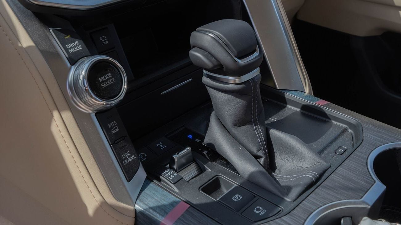 Toyota Land Cruiser 2026 Toyota Land Cruiser 300 VXR 3.5L Twin Turbo AT Petrol (Black-Beige)