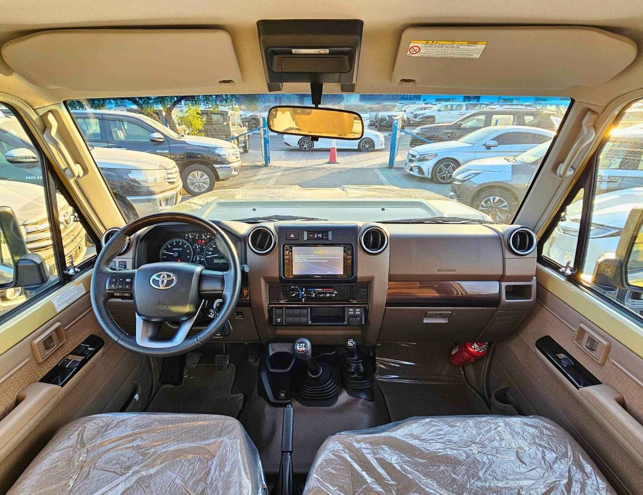 Toyota Land Cruiser Pick Up LX LC79 / SINGLE CABIN / M/T / 4.0L V6 PETROL / 4WD (CODE # LC79)