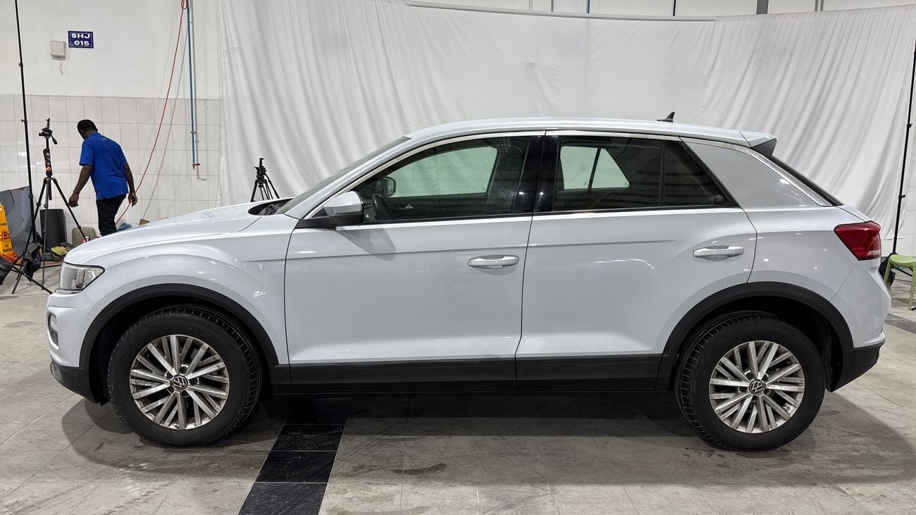Volkswagen T-ROC 2022 LIFE | AED 815/Month | 0 DP | 30 Day Return | Warranty | Service History