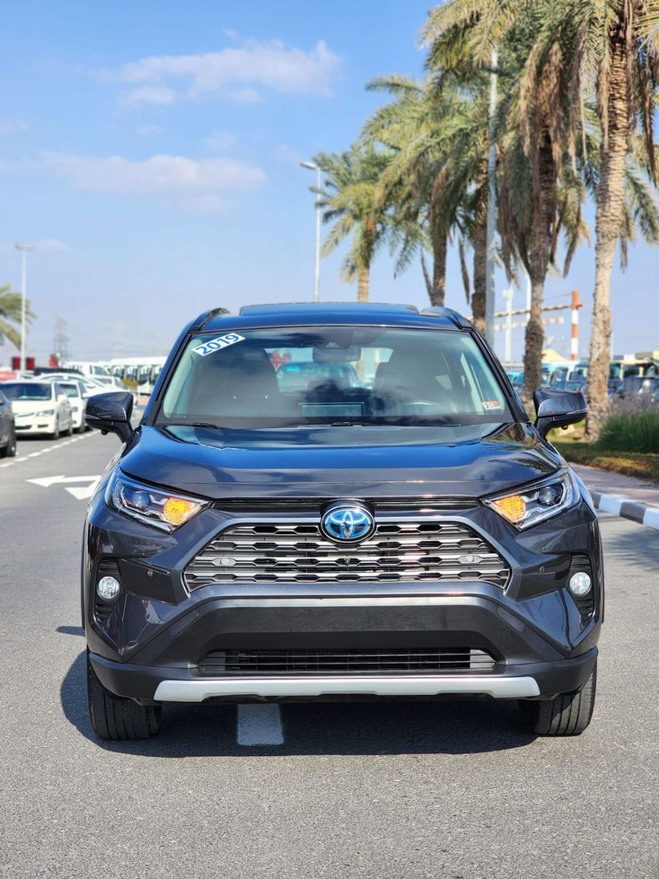 Toyota RAV4 XLE TOYOTA RAV4 LIMITED HYBRID 2019 FULL OPTION