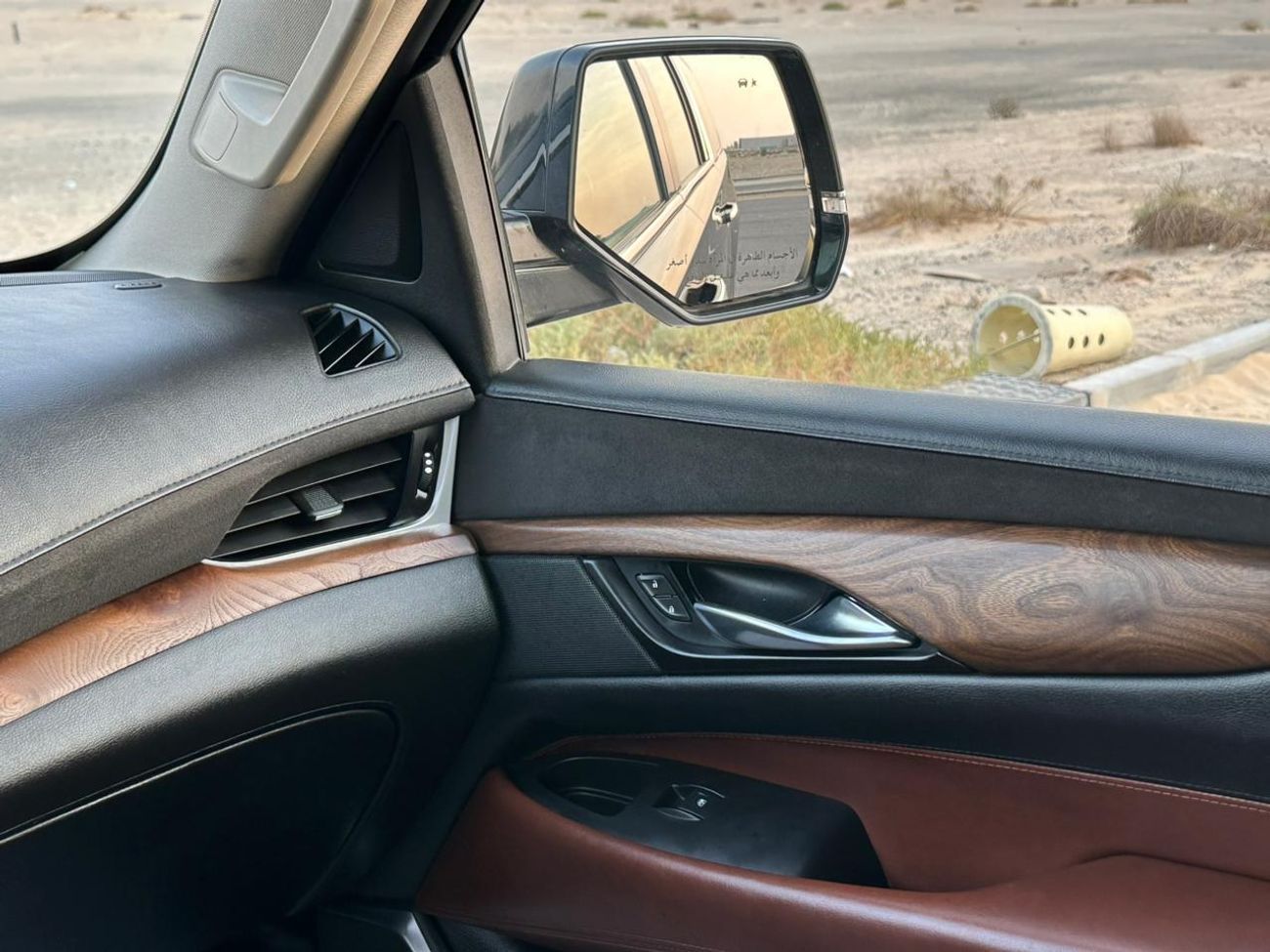 كاديلاك إسكالاد Premium Luxury 6.2L AWD