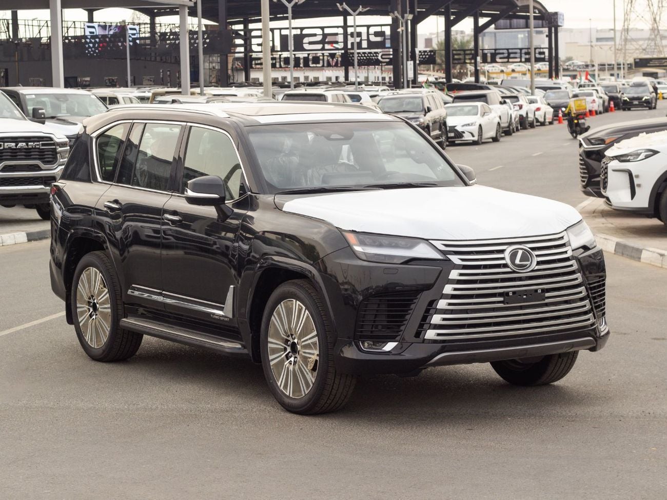 لكزس LX 700h EXPORT ONLY - LEXUS 700h 3.5L TWIN TURBO V6 TURBO SPORT