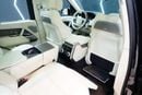 Land Rover Range Rover SV P530 , Black Exterior Accents, Panoramic Roof, Deployable Side Steps!!