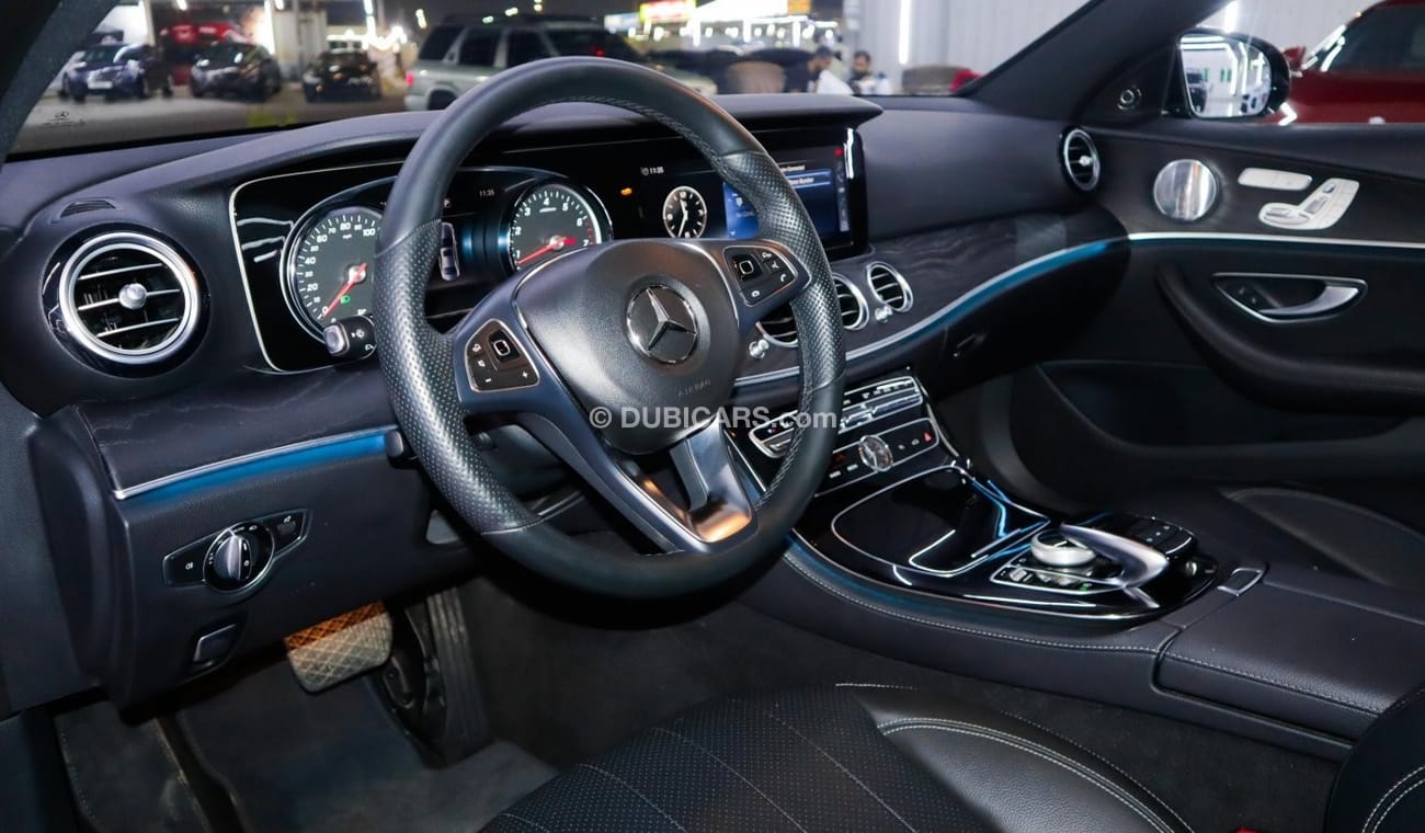 Mercedes-Benz E300 4matic