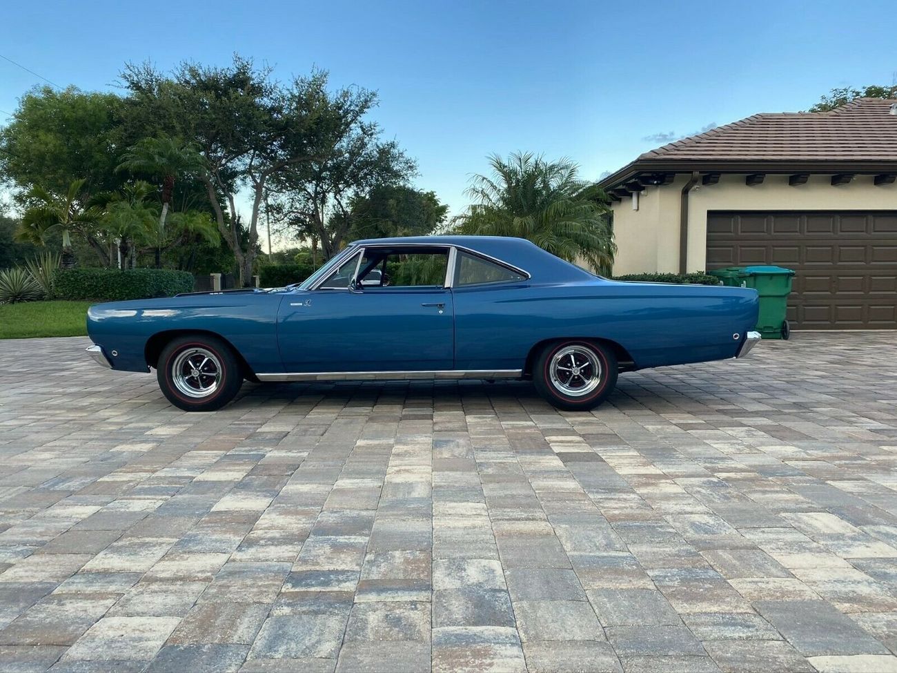 Plymouth Road Runner 426 Hemi Hellephant powered 1 of 1 Pro Touring Restomod