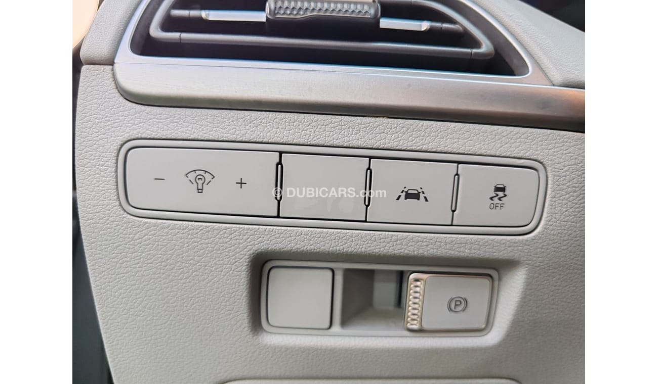 Hyundai Palisade GDi Hello car has a one year mechanical warranty included and bank finance