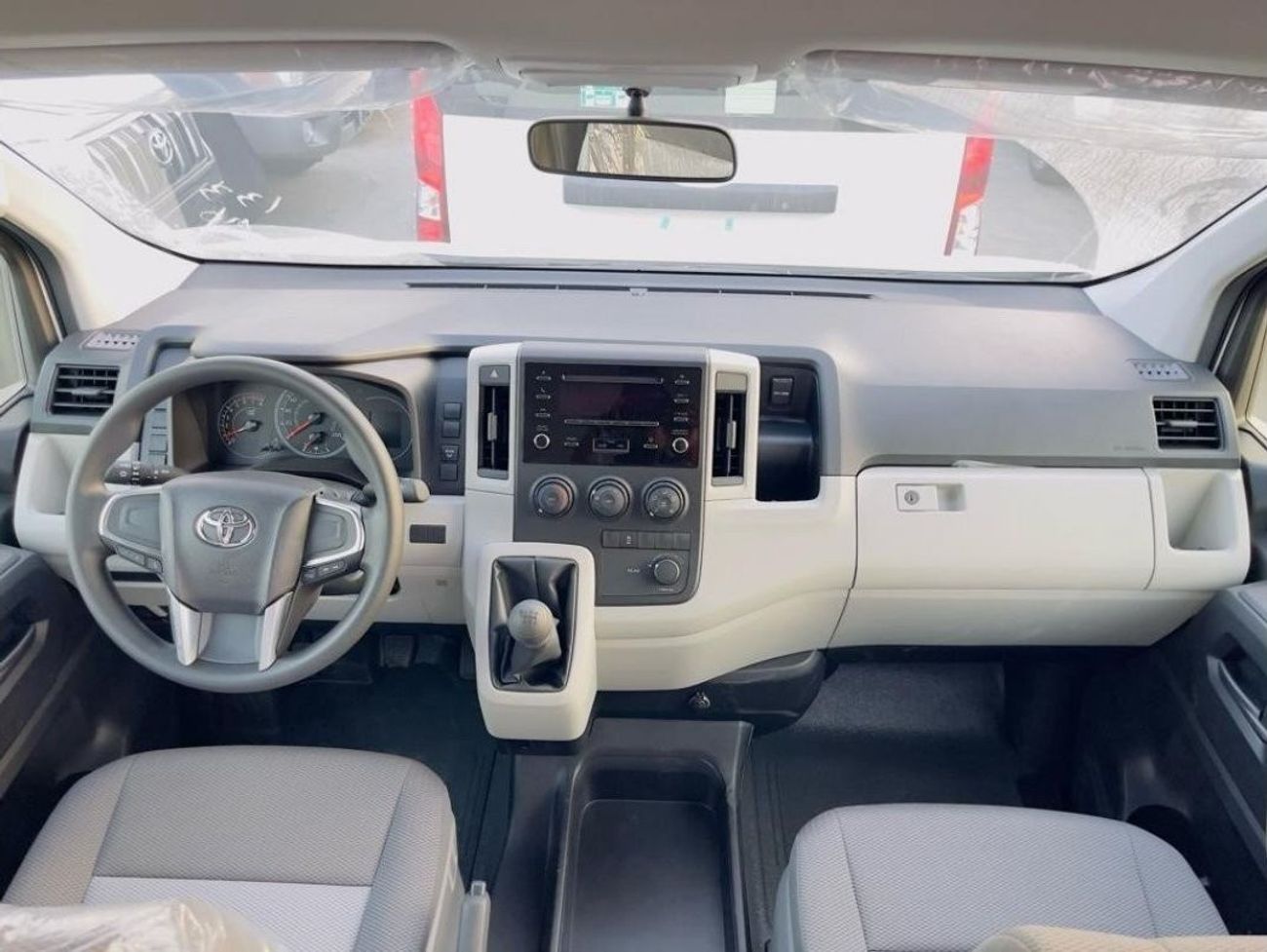 تويوتا هاياس Toyota Hiace High roof 3.5l, Petrol, M/T, 2026