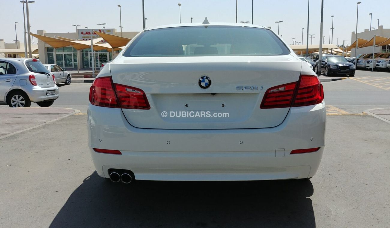 BMW 528i i