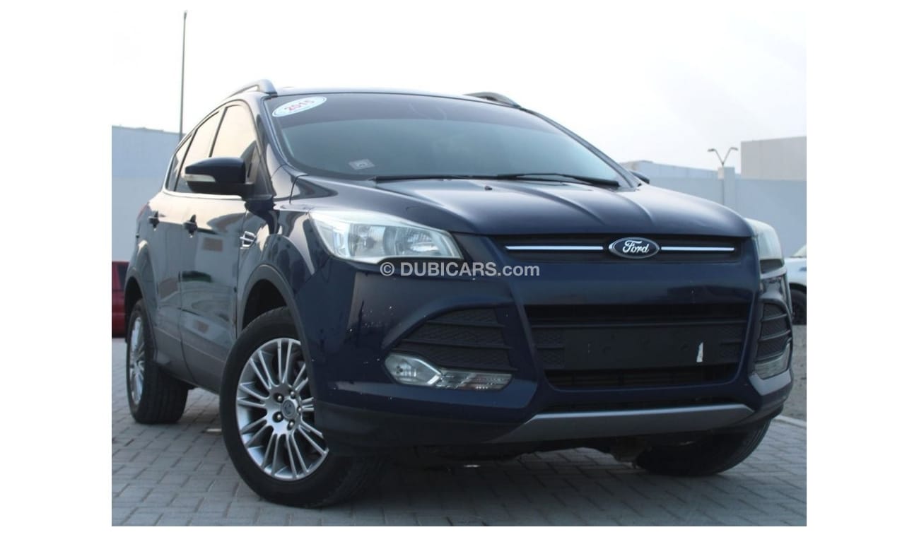فورد إيسكاب فورد اسكيب 2015 ازرق خليجي بحالة ممتازة بدون حوادث