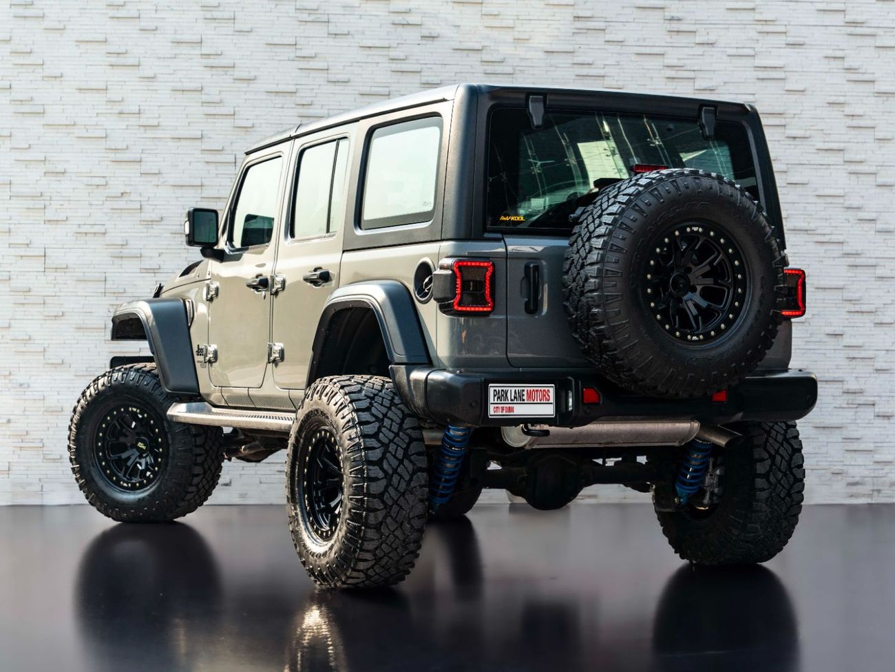 Jeep Wrangler Sport 3.6L A/T (5 Seater)